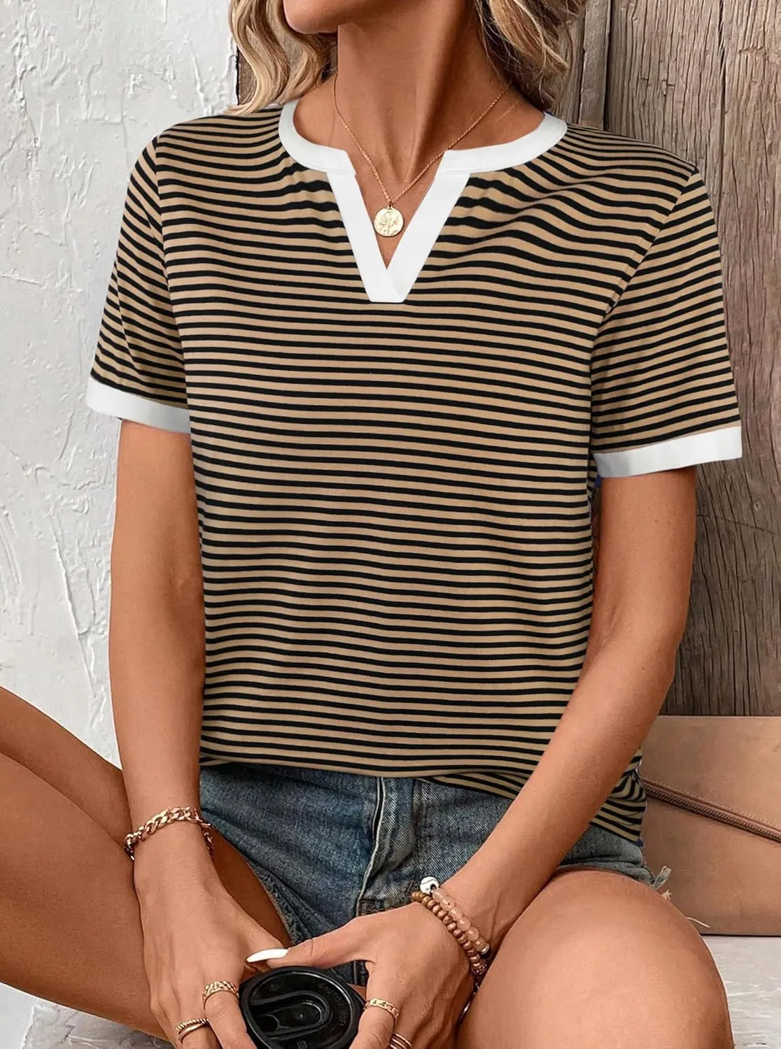 LilyCoco Women's Striped Shirt Short Sleeve Color Block Tops Notched Neck Summer Tee