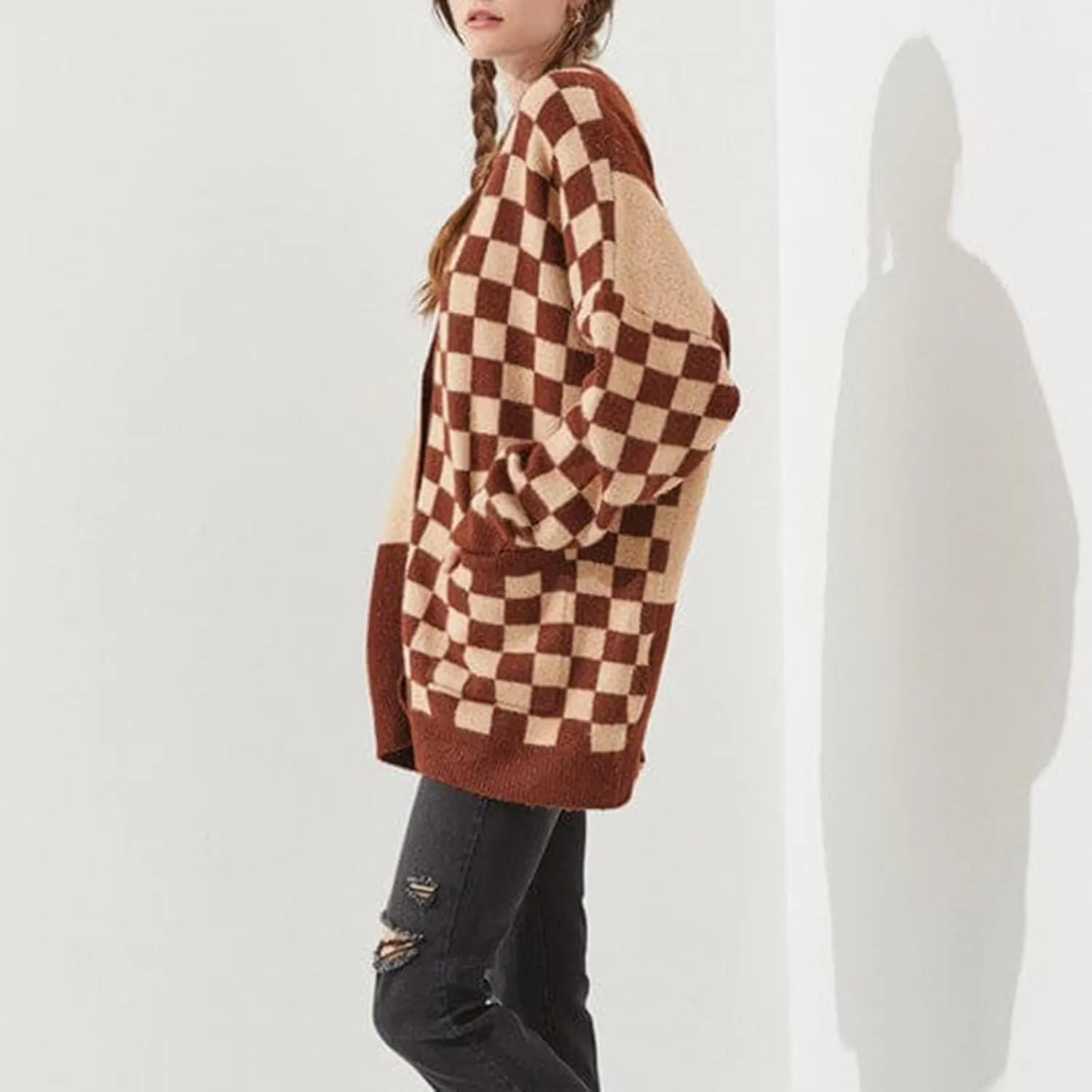 Women Checkered Oversized Cardigan Loose Deep V Neck Long Sleeve Button Down Sweater with Pockets Vintage Streetwear